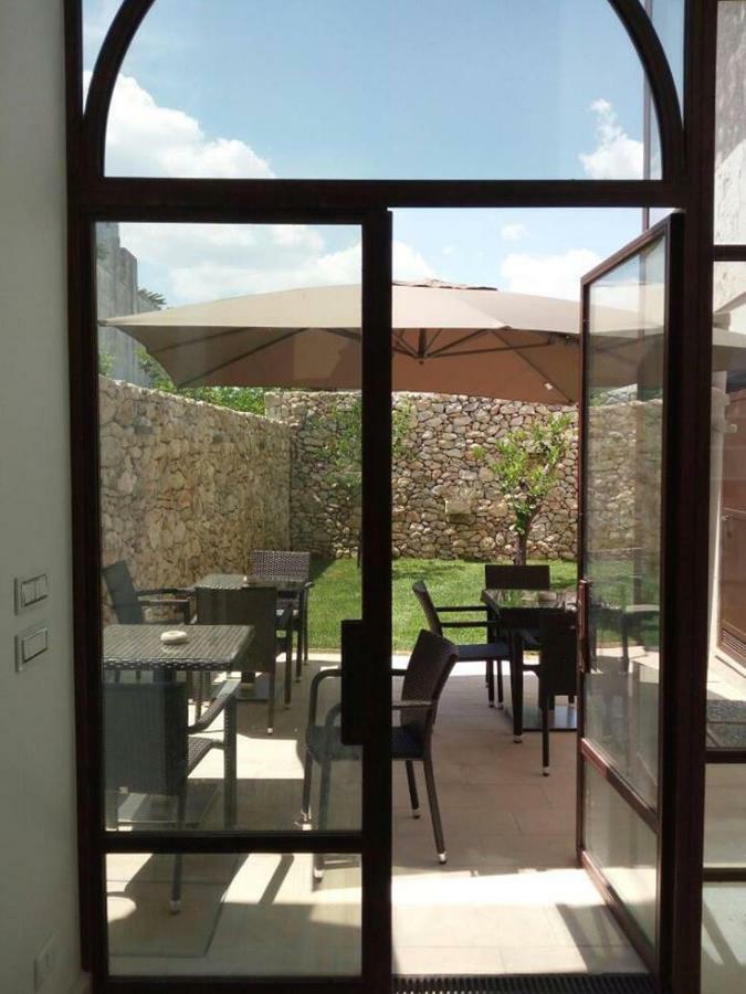B&B Donnantonietta - Nobile Dimora Minervino di Lecce Bagian luar foto